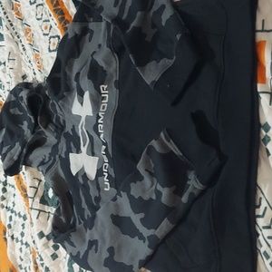 🌟 3 for $10 Under Armour Hoodie